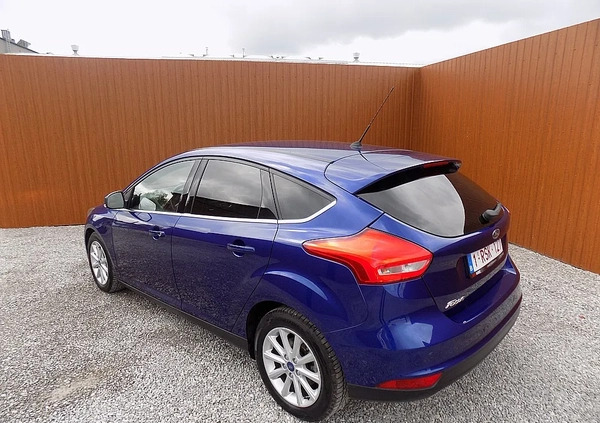 Ford Focus cena 37900 przebieg: 142000, rok produkcji 2015 z Świdnik małe 497